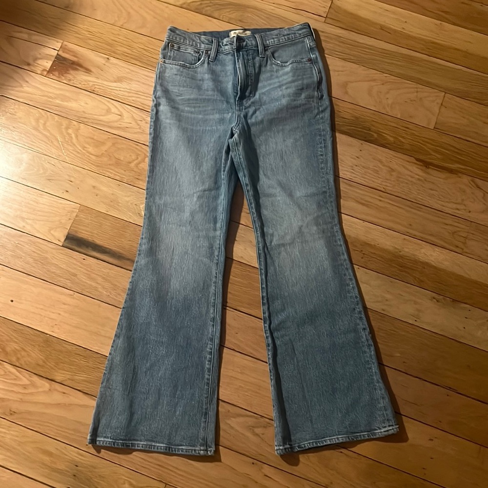 MADEWELL Perfect Vintage Flare Jean — size 28